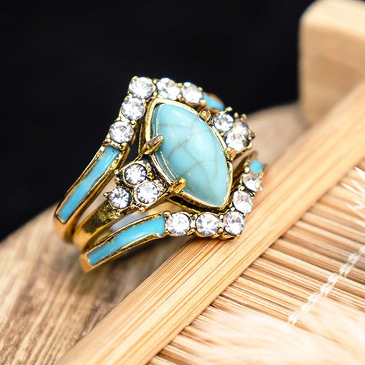 Achieving Dreams Turquoise Ring Set Gold 9